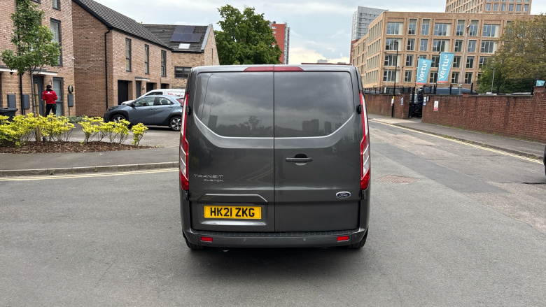 Ford Transit Custom 300 L2 Diesel Fwd 2.0 EcoBlue 170ps Low Roof Limited Van Auto